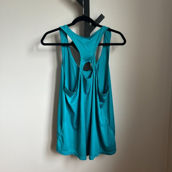 Athletic Works sports top - Picture 2 of 2